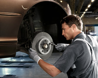 DIY – Front brake caliper Replacement on Porsche Panamera